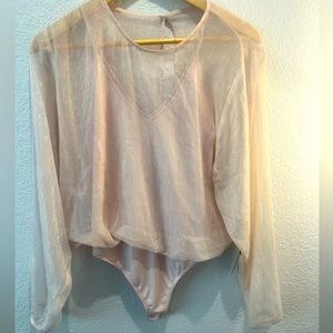 Express, NWT Long Sleeve sheer blouse w/ body suit. XS. Pink & Silver